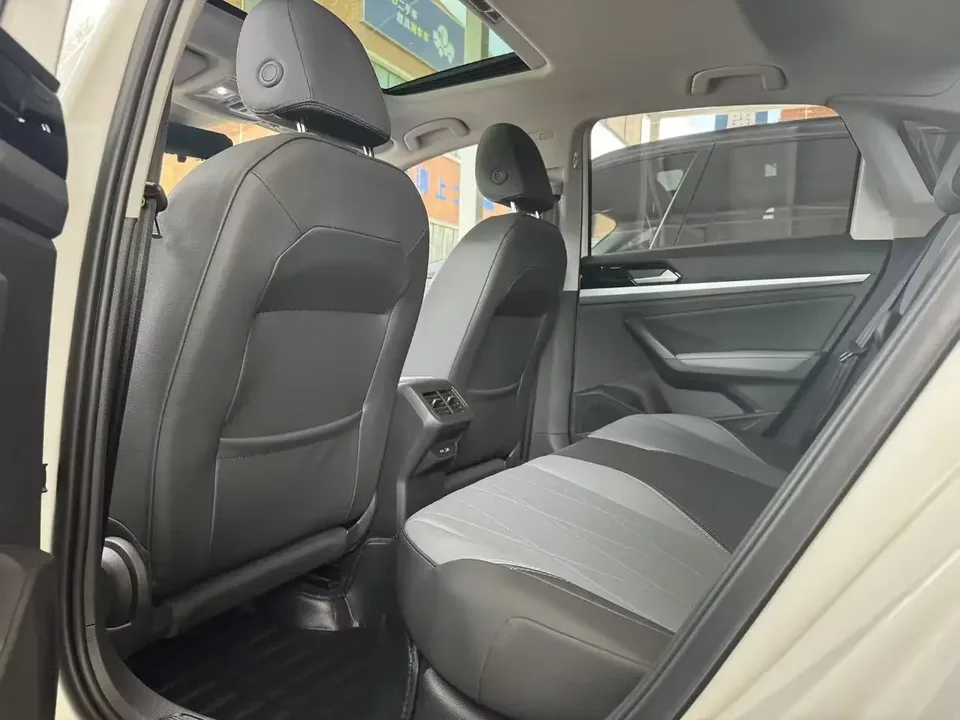 Volkswagen Lavida Lavida 2024 1.5L Automatic 5 Million Edition 2025 — thumbnail 4
