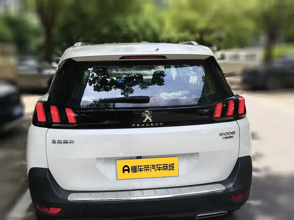 Peugeot 5008 Peugeot 5008 2021 360THP 5-seat Power Edition 2025 — thumbnail 2