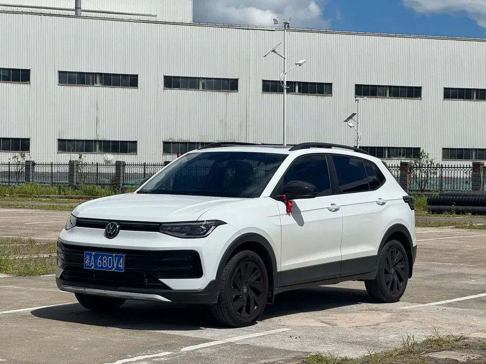 Volkswagen Tharu tuyue 2025 New 1.5L Sharp Edition 2026 — photo 1, buy with delivery to Moscow