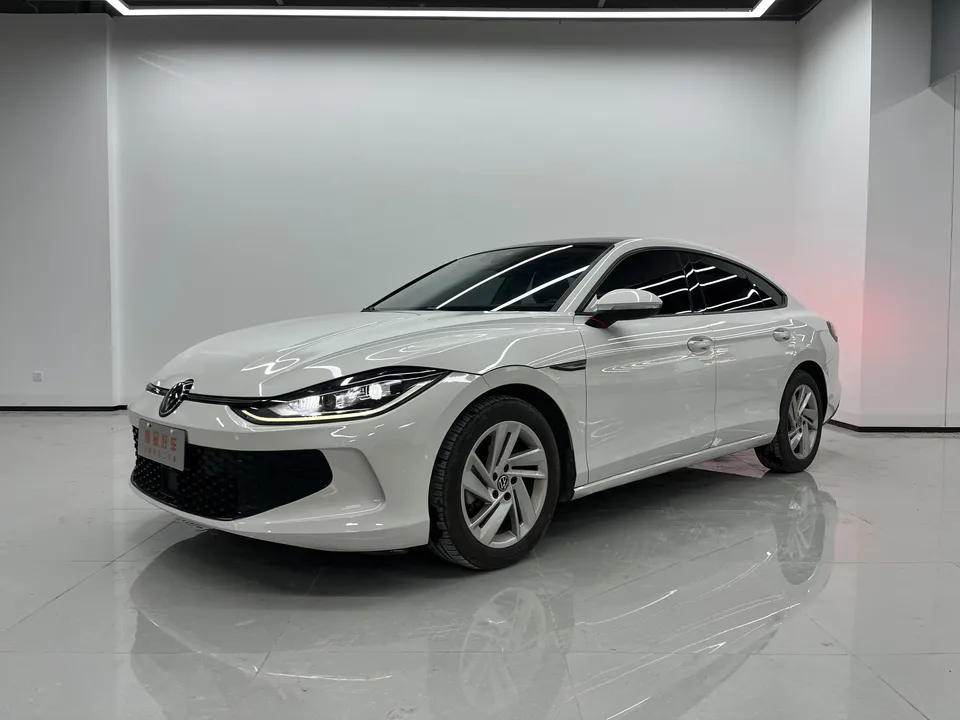 Volkswagen Lamando Lingdu 2022 Lingdu L 280TSI DSG Hot Edition 2022 — photo 1, buy with delivery to Moscow