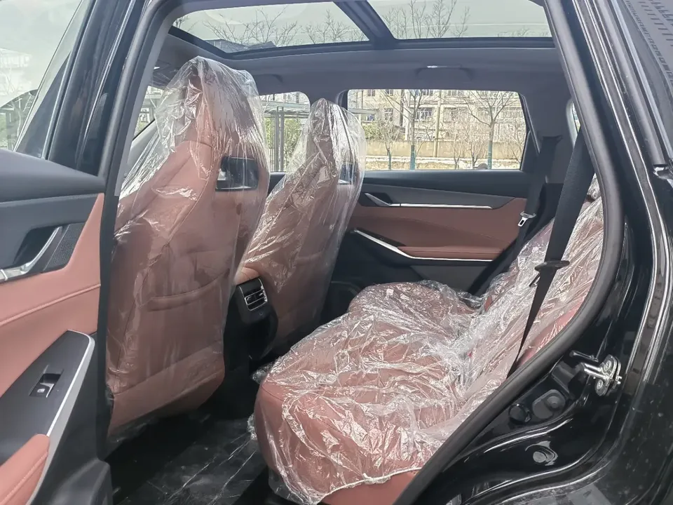 Changan CS75PLUS Changan CS75 PLUS 2026 Smart Champion Edition 1.5T New Blue Whale Smart Navigation Model 2025 — thumbnail 3
