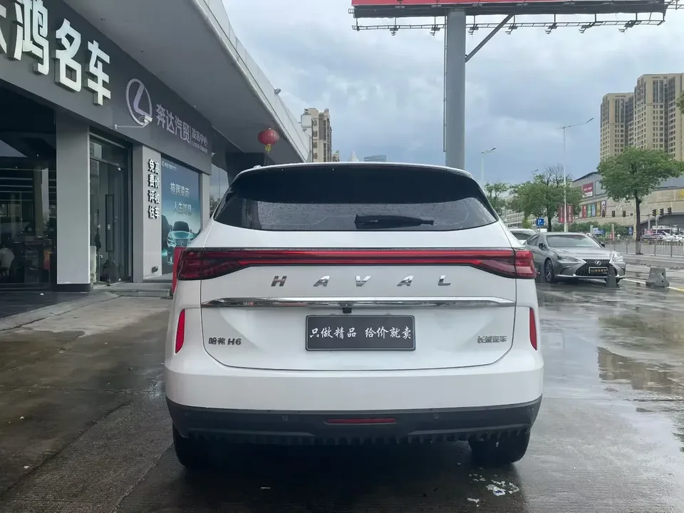 Haval H6 Haval H6 2024 1.5T Automatic 2WD Classic Edition 2025 — thumbnail 2