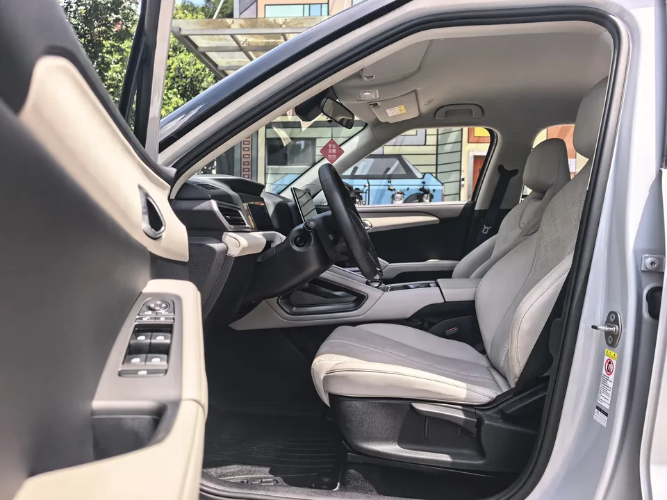 BYD Yuan Up Yuan UP 2025 Intelligent Driving Edition 401KM Leading Type 2024 — thumbnail 5