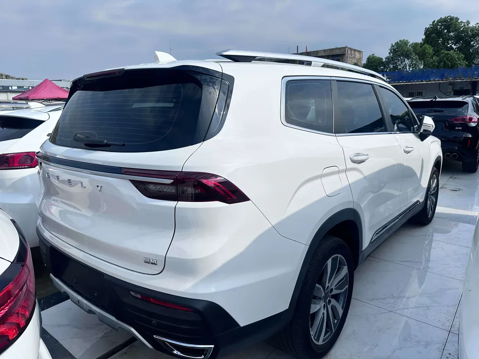 Geely Okavango Haoyue 2022 1.8TD DCT Luxury 2022 — thumbnail 2