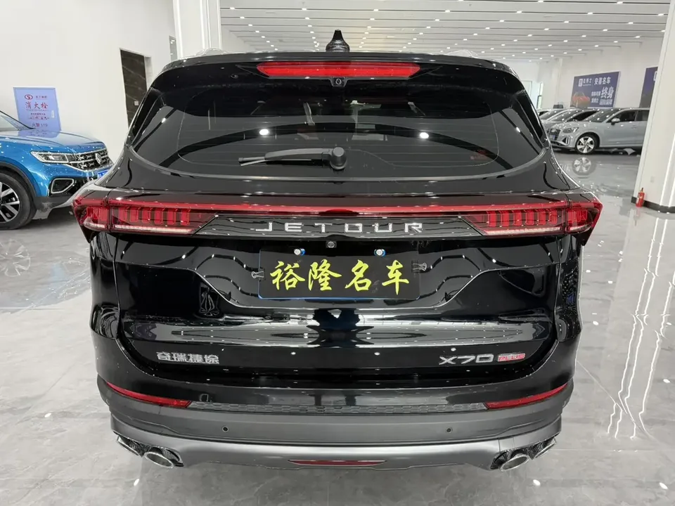 Jetour Jietu X70 PLUS Jietu X70 PLUS 2023 1.5T DCT Brave PLUS 5-seater 2023 — thumbnail 2