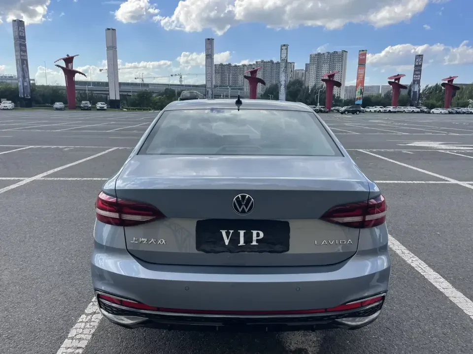 Volkswagen Lavida Lavida 2023 Modified 1.5L Automatic Starry Sky 5 Million Edition 2023 — thumbnail 5