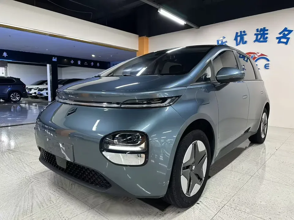 Baojun clouds clouds 2023 360 Plus 2024 — photo 1, buy with delivery to Moscow