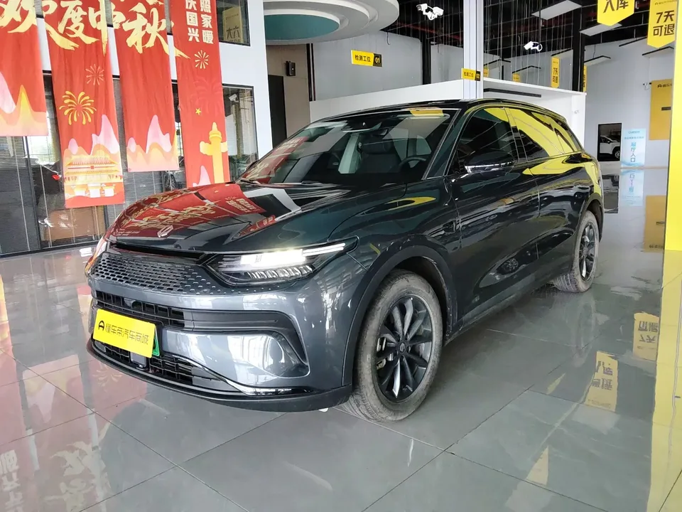 Leapmotor Zero running C11 Zero running C11 2023 Extended Range 180 Comfort Edition 2023 — photo 1, buy with delivery to Moscow