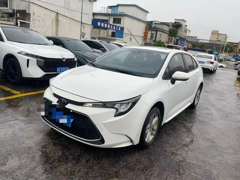 Toyota Levin Lei Ling 2022 185T CVT Deluxe Edition 2022 — photo 1, buy with delivery to Moscow
