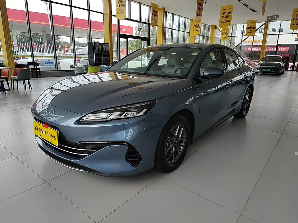 BYD Seal 06DM Seal 06DM 2024 DM-i 80KM Deluxe 2024 — photo 1, buy with delivery to Moscow