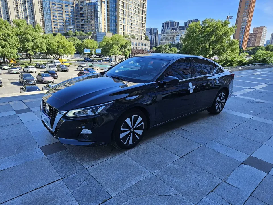 Nissan Altima Sound of nature 2021 2.0L XL Upper AD1 Smart Driving Edition 2022 — photo 1, buy with delivery to Moscow