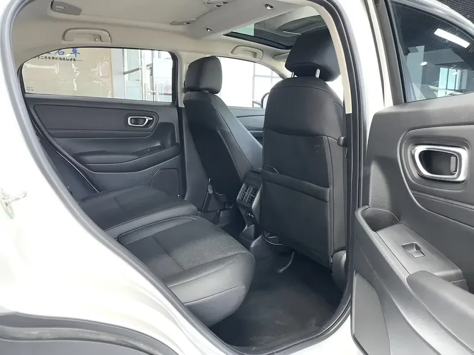 Honda VEZEL Binzhi 2023 1.5L CVT Technology Edition 2023 — thumbnail 5