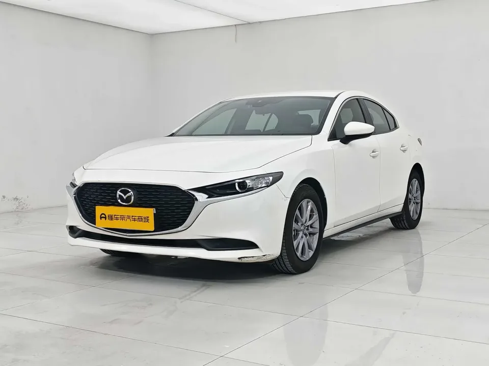 Mazda Axela Mazda3 Angkesela 2023 2.0L Automatic Quality Edition 2023 — photo 1, buy with delivery to Moscow