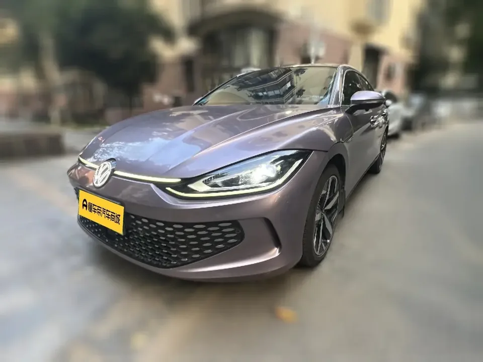 Volkswagen Lamando Lingdu 2022 Lingdu L 280TSI DSG Cool Edition 2022 — photo 1, buy with delivery to Moscow