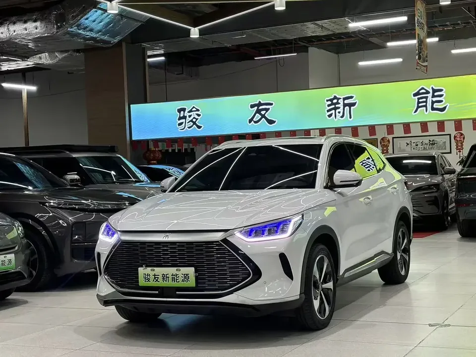 BYD Song PLUS DM Song PLUS DM 2021 DM-i 110KM 2WD Flagship PLUS 2023 — photo 1, buy with delivery to Moscow