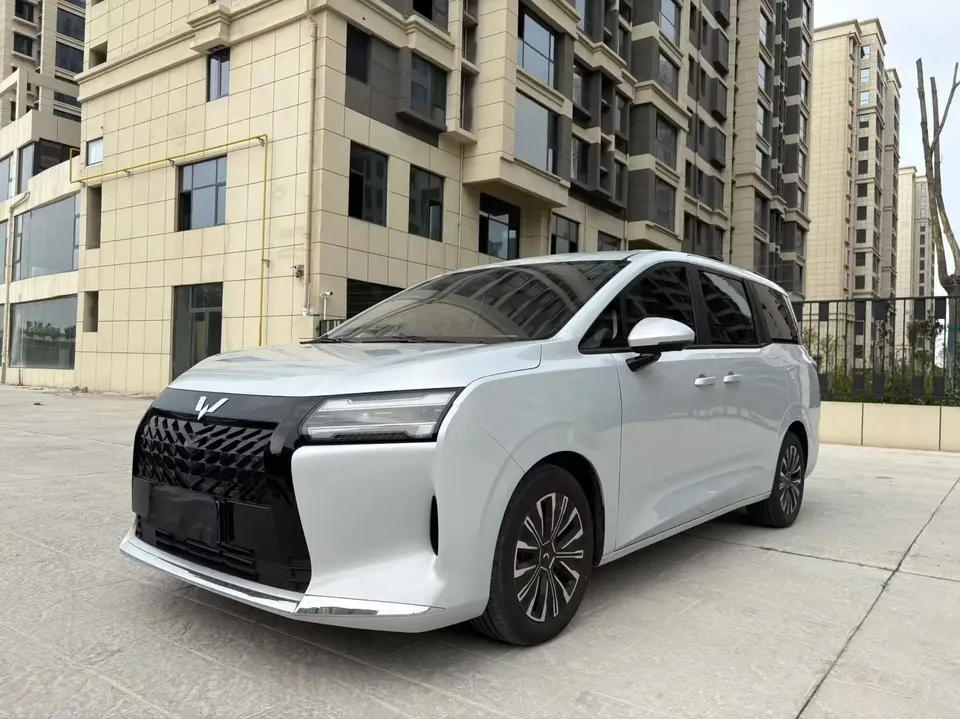 Wuling Starlight 730 Starlight 730 2025 1.5T CVT Elite 2026 — photo 1, buy with delivery to Moscow