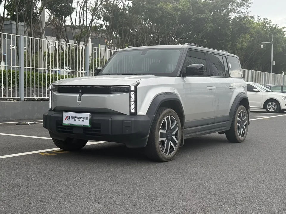 iCAR 03 iCAR 03 2024 Four-wheel drive long-range version 2024 — photo 1, buy with delivery to Moscow
