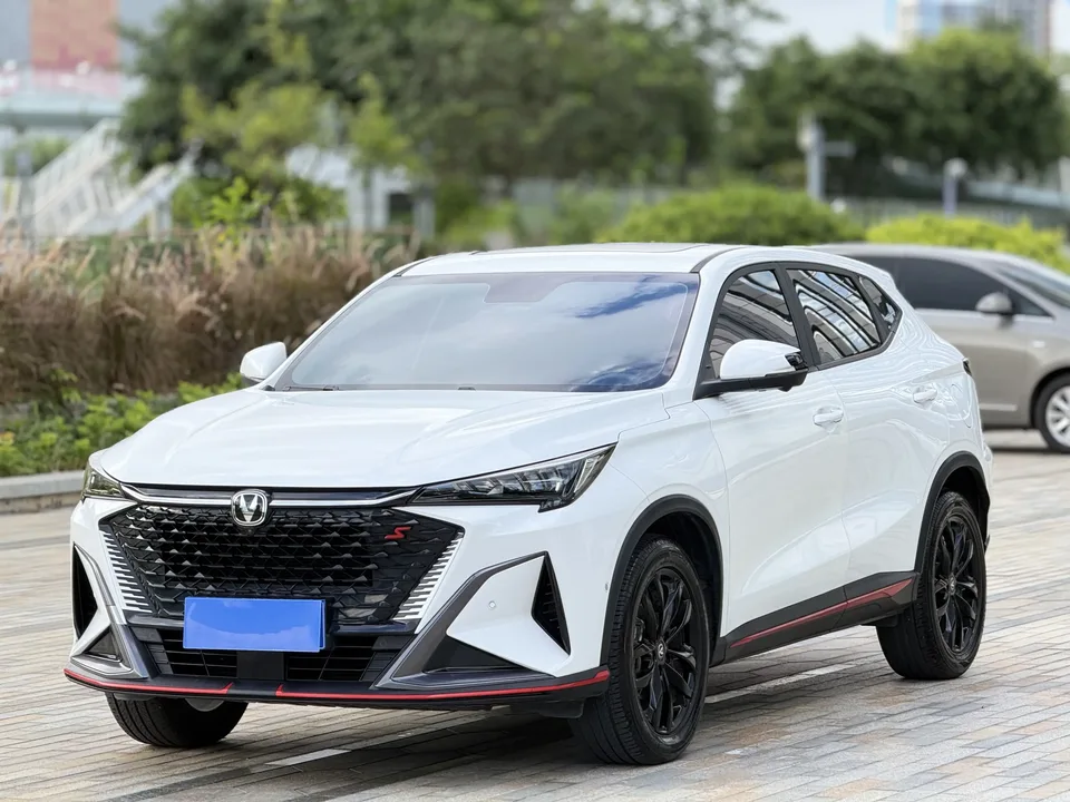 Changan X5 Plus Changan X5 PLUS 2024 1.5T DCT Premium 2024 — photo 1, buy with delivery to Moscow