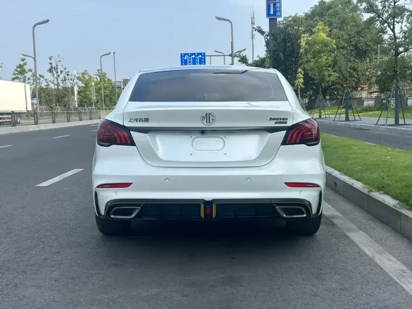 MG 6 MG6 2021 Pro 1.5T Automatic Trendsetting Deluxe Edition 2022 — thumbnail 2