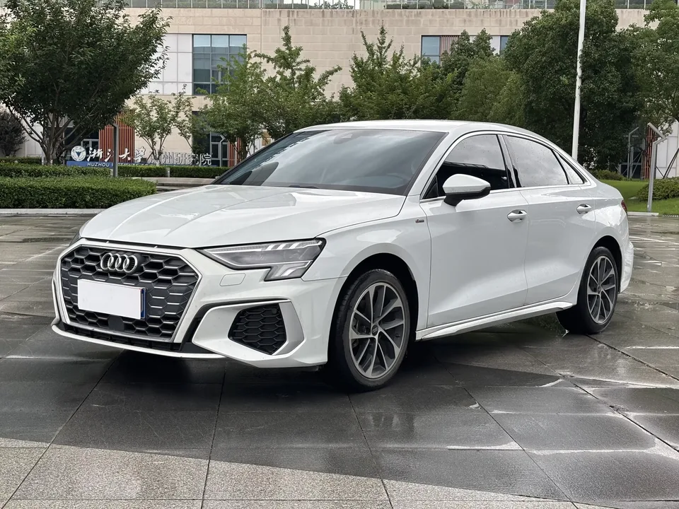 Audi A3 Audi A3 2021 A3L Limousine 35 TFSI Progressive Sports 2022 — photo 1, buy with delivery to Moscow