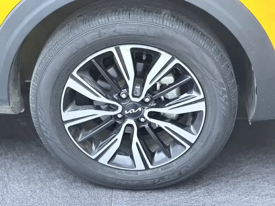 Kia KX1 Yipao 2021 1.4L CVT Fun Sunroof Model 2023 — thumbnail 3