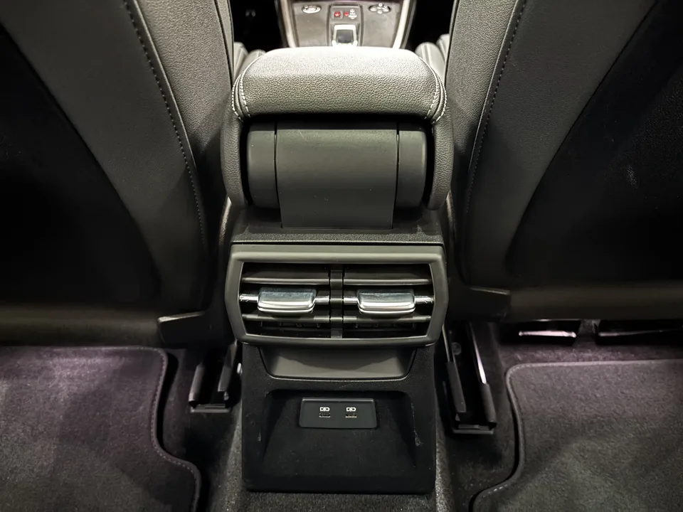 Audi A3 Audi A3 2024 A3L Limousine 35 TFSI Stylish Sports 2024 — thumbnail 4