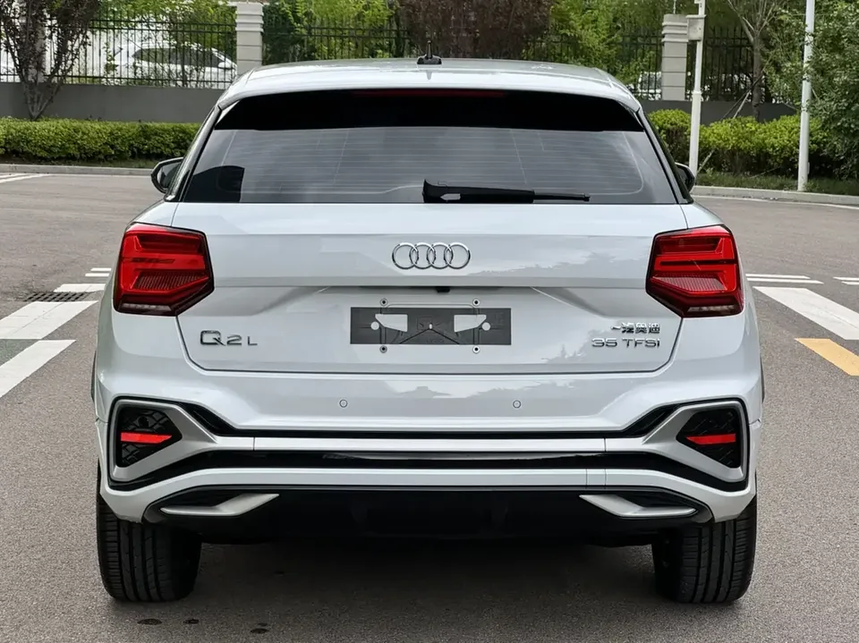 Audi Q2L Audi Q2L 2022 35 TFSI Stylish Dynamic 2023 — thumbnail 2