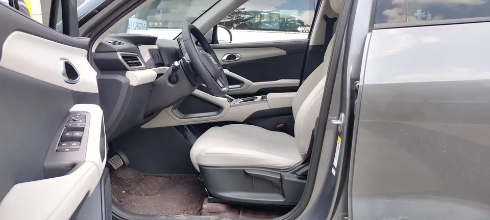 BYD Yuan Up Yuan UP 2025 Smart Driving Edition 401KM Vitality Edition 2025 — thumbnail 5