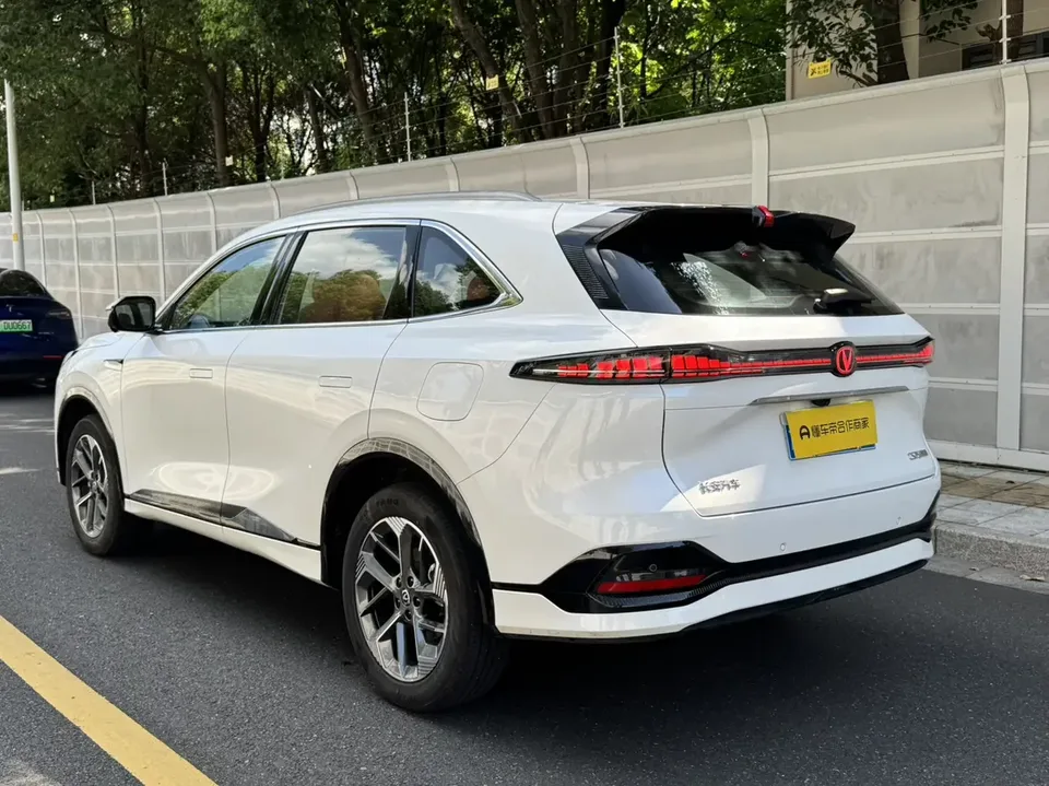 Changan CS75PLUS Changan CS75 PLUS 2025 The fourth generation 1.5T New Blue Whale Smart Premium 2026 — thumbnail 2