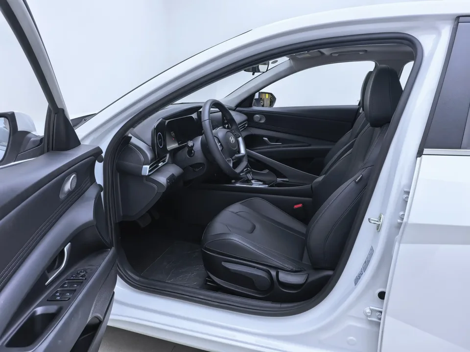 Hyundai Elantra Elantra 2023 1.5L CVT GLX Elite Edition 2026 — миниатюра 5