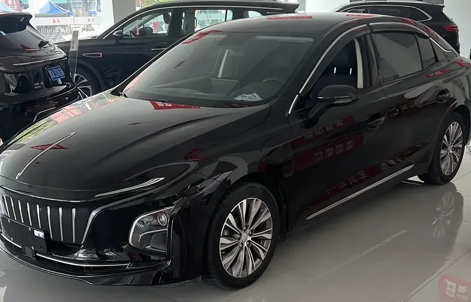 Hongqi E-QM5 Hongqi E-QM5 2022 Charging 431km LeXiang Edition 5-seater 2022 — thumbnail 5