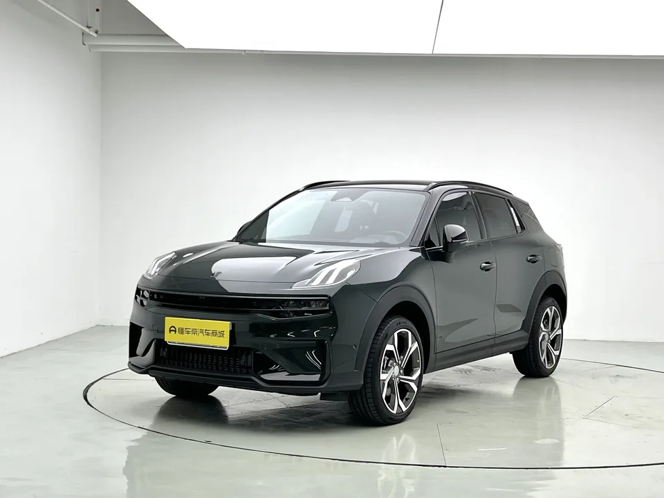 Lynk & Co 06 Lynk & Co 06 2023 Remix 1.5T Hero 2024 — photo 1, buy with delivery to Moscow
