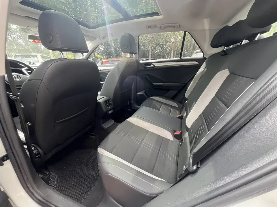 Volkswagen T-Roc TANG 2022 280TSI DSG 2WD Elite PLUS 2023 — thumbnail 3