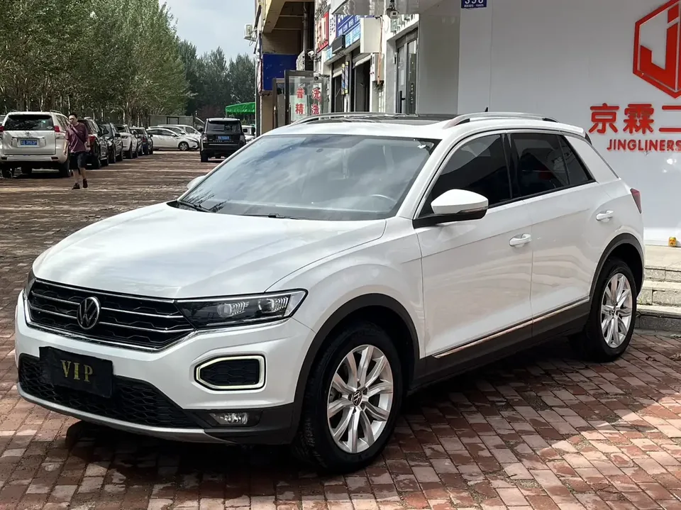 Volkswagen T-Roc TANG 2022 280TSI DSG 2WD Elite PLUS 2023 — photo 1, buy with delivery to Moscow