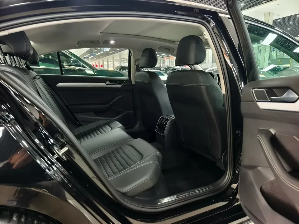 Volkswagen Magotan Magotan 2025 280TSI DSG Comfort Edition 2025 — thumbnail 5