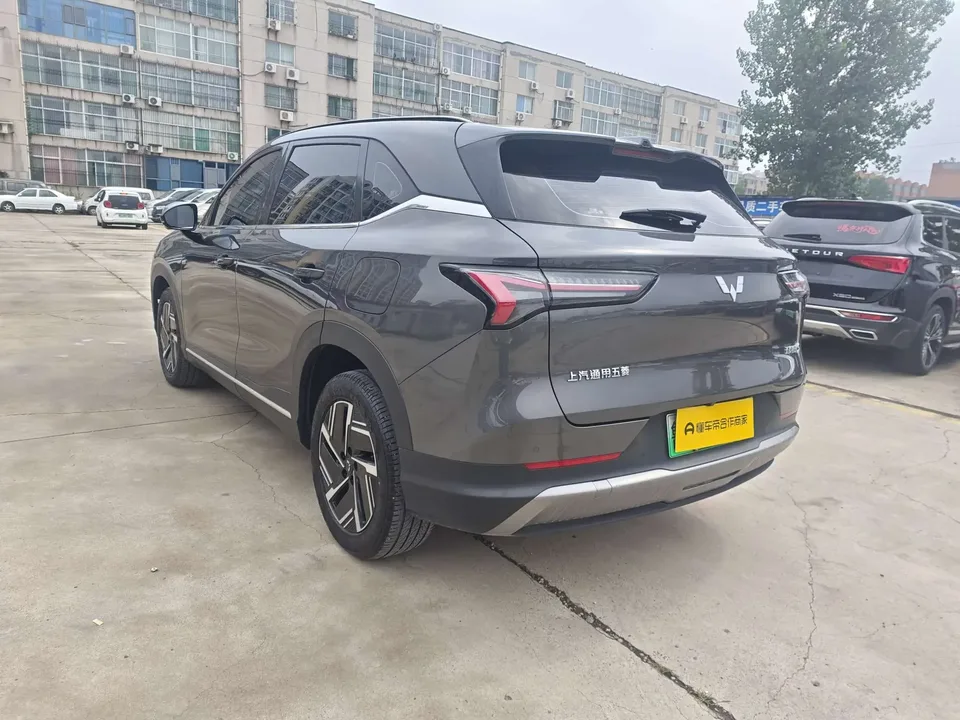Wuling Starlight S PHEV Wuling Starlight S PHEV 2024 130km Flagship 2024 — thumbnail 5