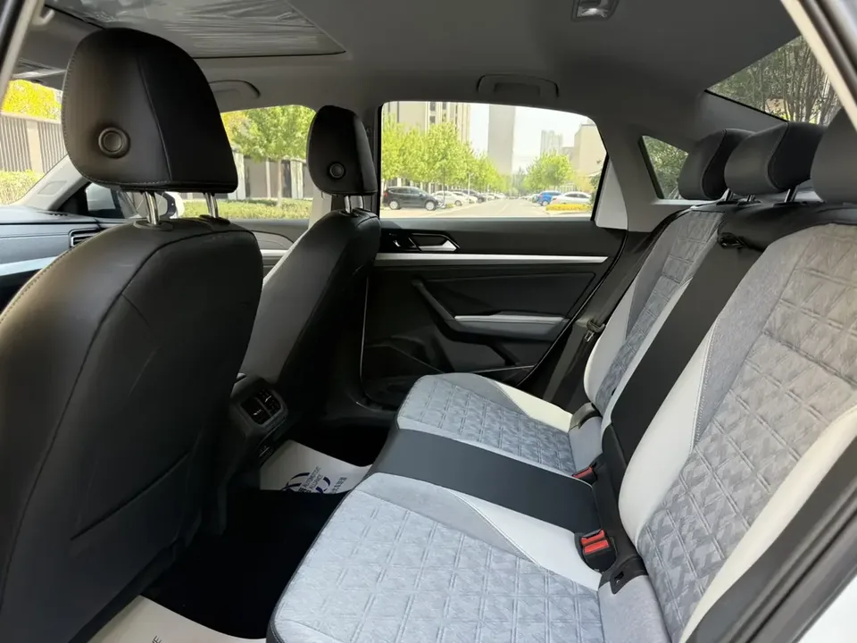 Volkswagen Lavida Lavida 2023 Modified 1.5L Automatic 5 million version 2022 — thumbnail 3