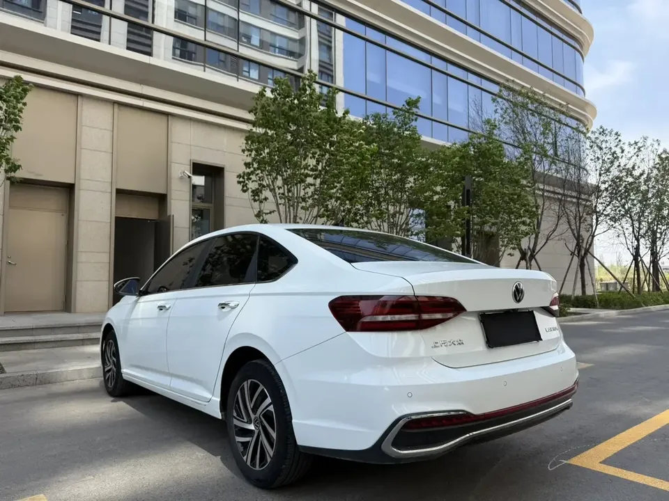 Volkswagen Lavida Lavida 2023 Modified 1.5L Automatic 5 million version 2022 — thumbnail 4