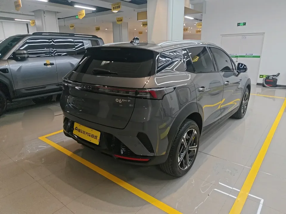 Lynk & Co 06 EM-P Lynk & Co 06 EM-P 2024 EM-P 126 Long Range Max 2024 — thumbnail 2