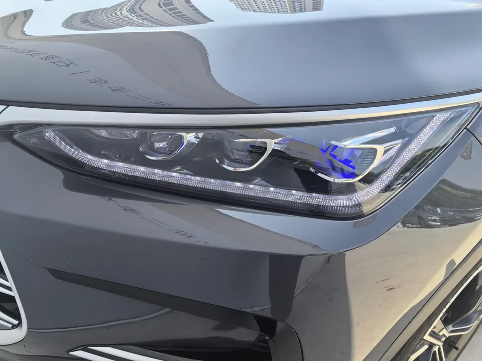 BYD Tang DM Tang DM 2021 DM-i 1.5T 112KM Premium Edition 2022 — thumbnail 2