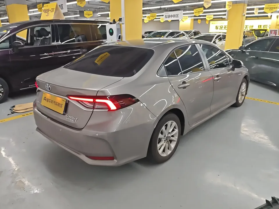 Toyota Corolla Corolla 2023 Intelligent Electric Hybrid Dual Engine 1.8L E-CVT Elite Edition 2023 — thumbnail 2