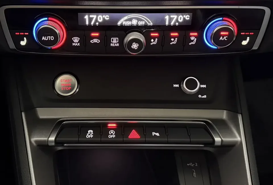 Audi Q3 Audi Q3 2023 35 TFSI Progressive Dynamic 2023 — thumbnail 4