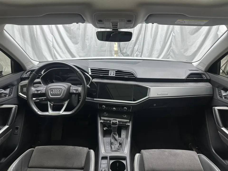 Audi Q3 Audi Q3 2023 35 TFSI Stylish Dynamic 2023 — thumbnail 4