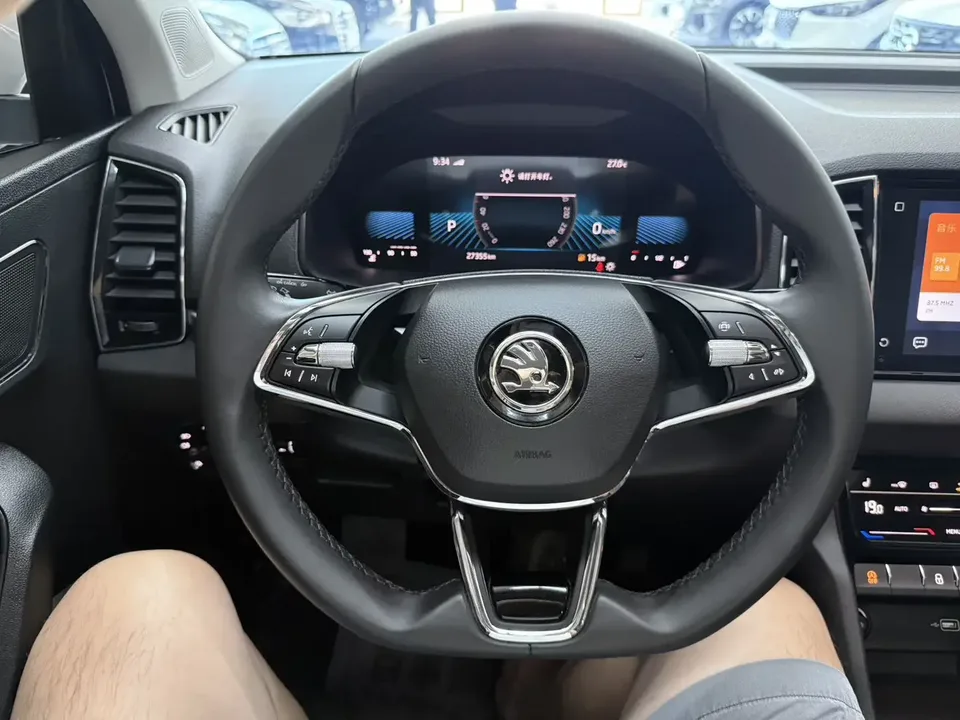 Skoda Karoq Korok 2022 TSI280 Premium Edition 2023 — thumbnail 5