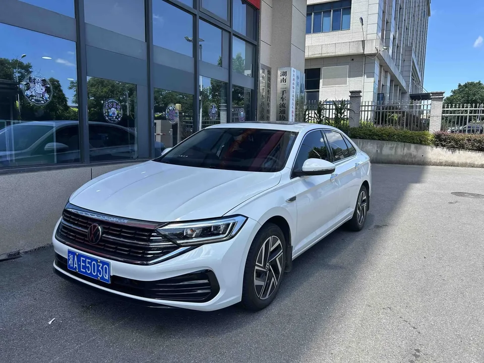 Volkswagen Sagitar Sagitar 2024 300TSI DSG Flying Edition 2024 — фото 1, купить с доставкой в Москву