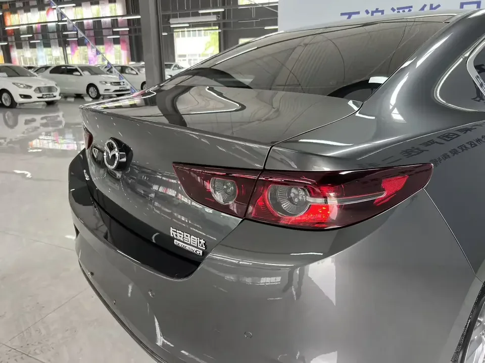 Mazda Axela Mazda3 Angkesela 2021 2.0L Automatic Quality Edition 2022 — thumbnail 2