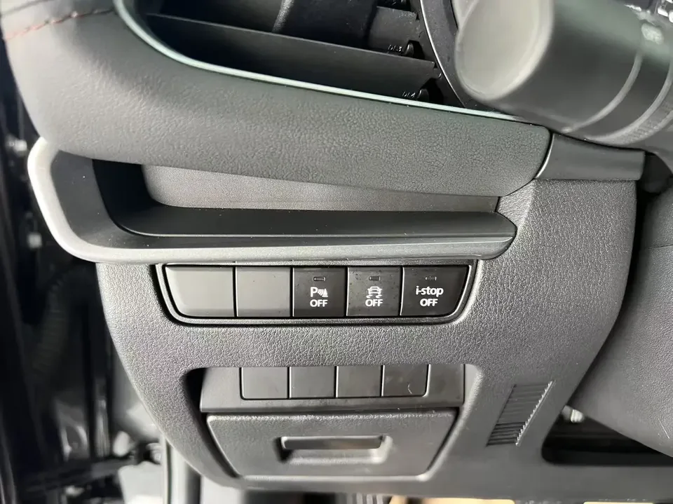 Mazda Axela Mazda3 Angkesela 2021 2.0L Automatic Quality Edition 2022 — thumbnail 4