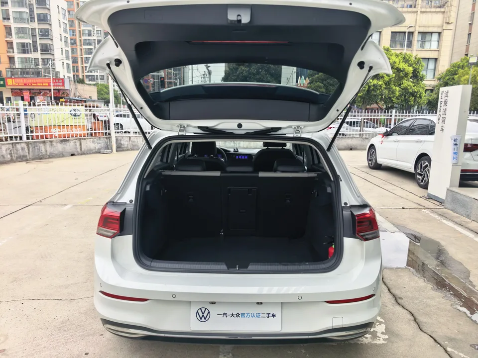 Volkswagen Golf golf 2023 280TSI DSG Pro facelift 2024 — thumbnail 4
