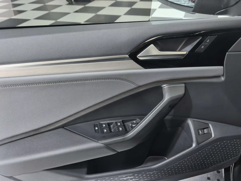 Volkswagen Sagitar Sagitar 2021 200TSI DSG Beyond Edition 2022 — thumbnail 3