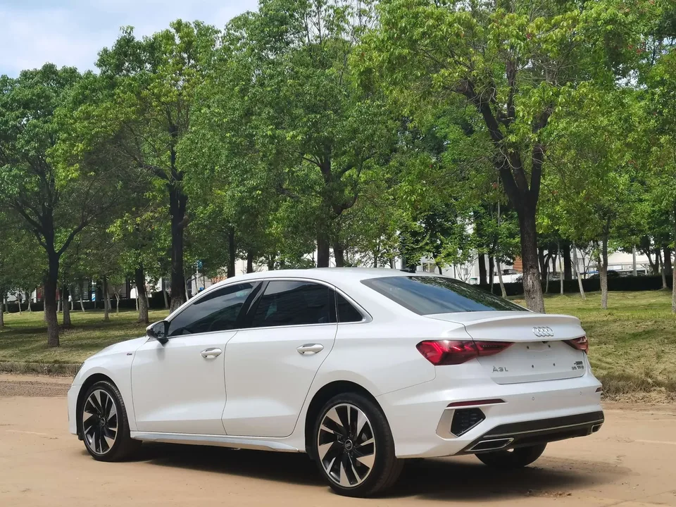 Audi A3 Audi A3 2023 A3L Limousine 35 TFSI facelift: stylish and sporty 2023 — thumbnail 2